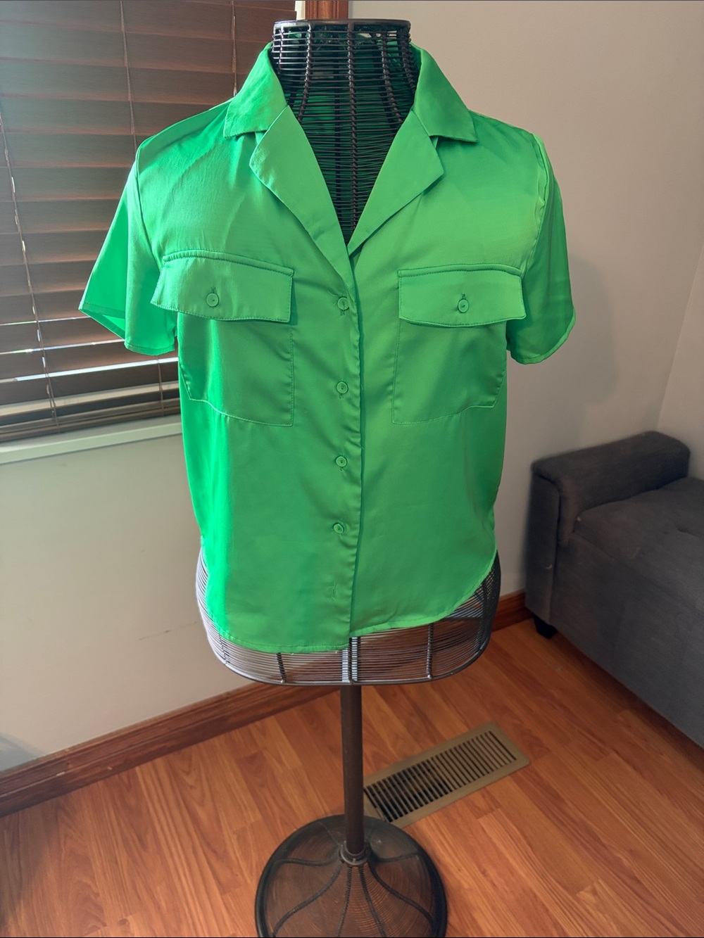 Crescent Vibrant Green Short-Sleeve Button Down Shirt